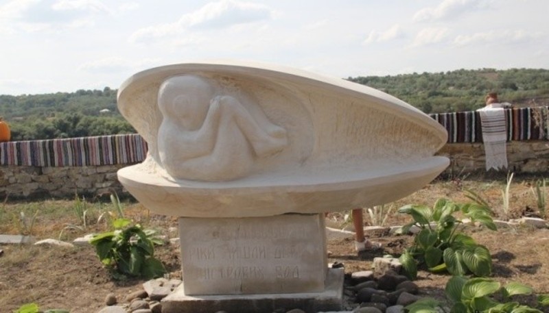 На Вінниччині відкрили пам’ятник мідії, яка врятувала людей від голоду