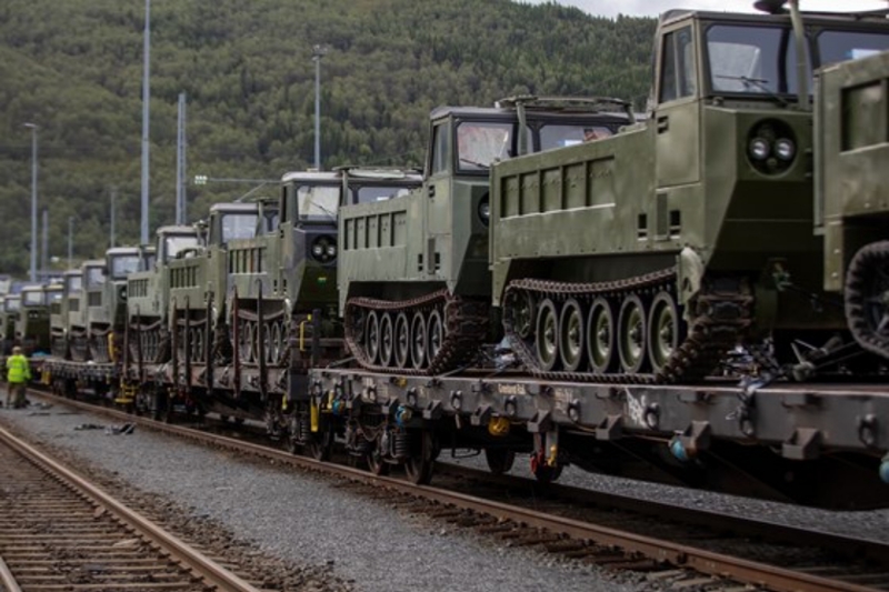 Норвегія передасть Україні 50 гусеничних транспортерів