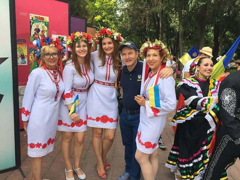 Українці взяли участь у Параді дружби народів у Мексиці