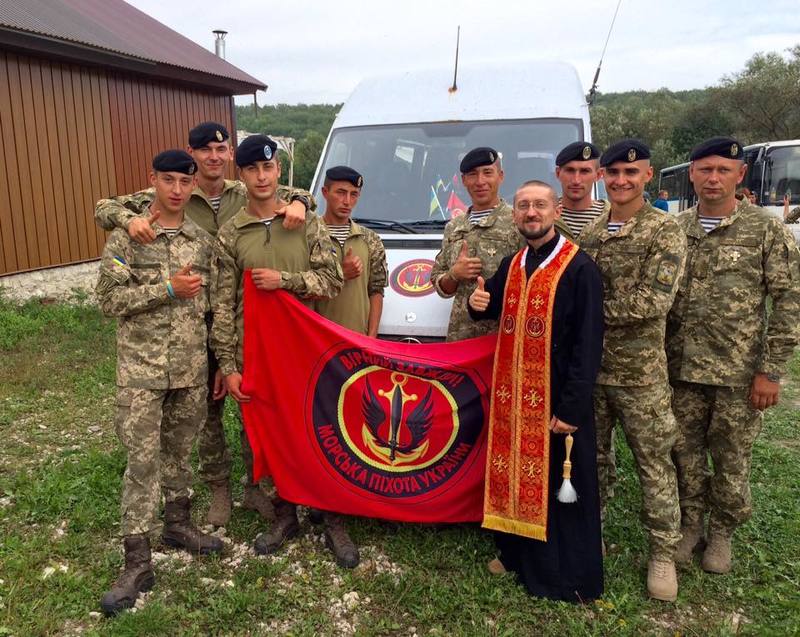 Українці Чикаго пожертвували морській піхоті нове авто