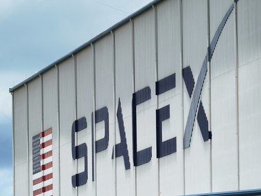 SpaceX Ілона Маска будує мережу супутників для розвідки США — Reuters