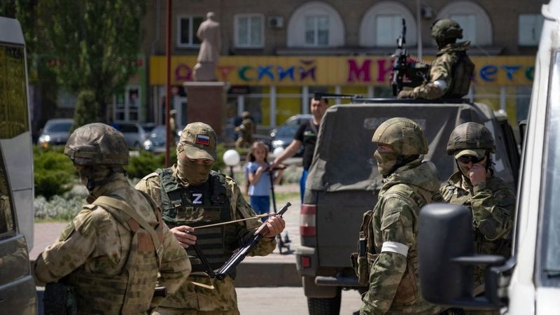 РФ посилює репресії на окупованих територіях та обмежує виїзд за кордон — Генштаб