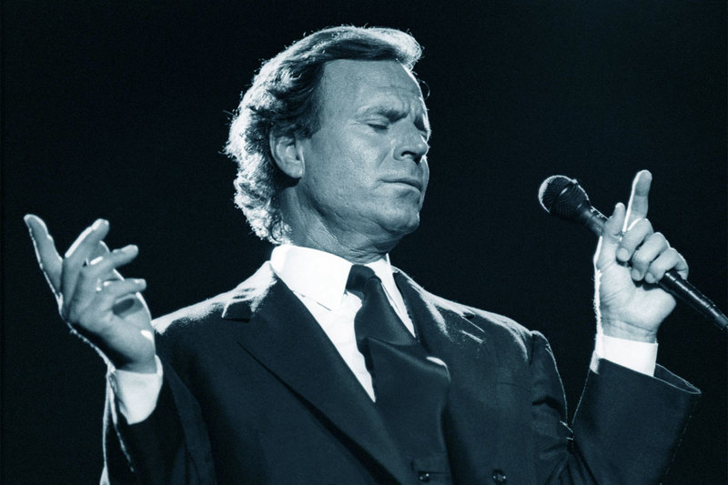 Julio Iglesias gets back surgery in NY