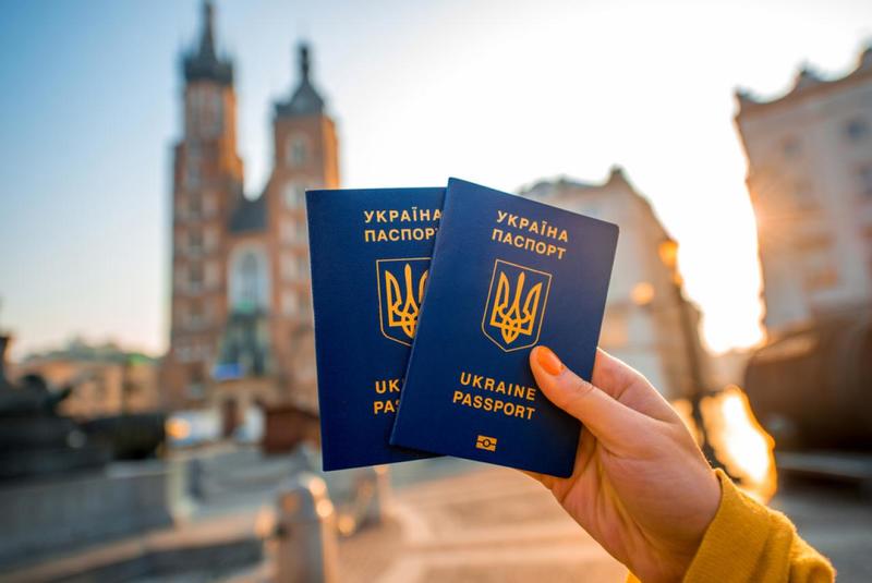 Півроку безвізу з ЄС: 355 тисяч українців скористалися спрощеною системою