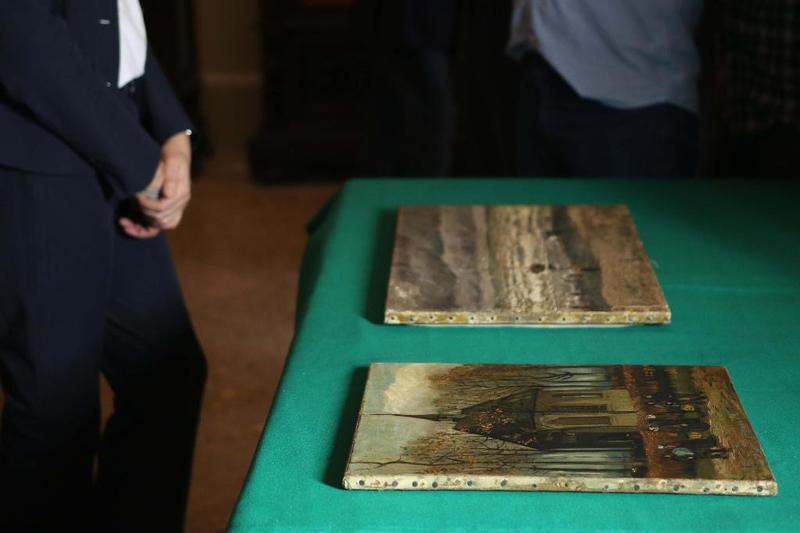 Два викрадені шедеври Ван Гога повернули в музей в Амстердамі