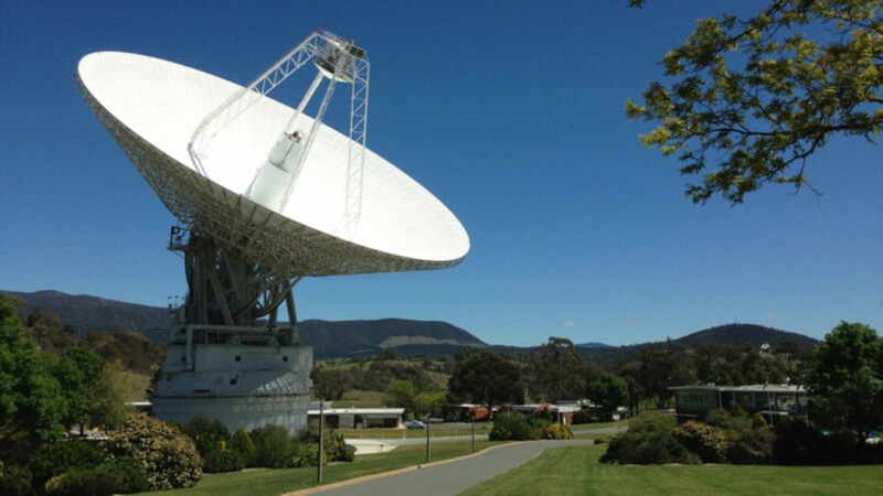 NASA відновило зв'язок з космічним зондом Voyager 2