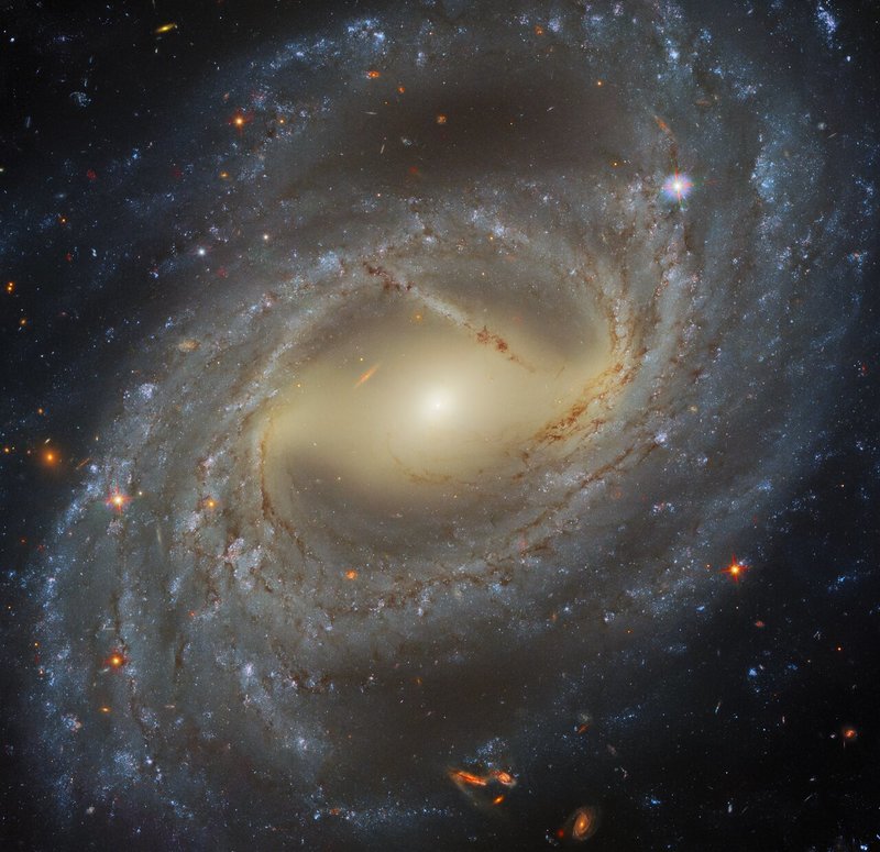 Унікальне фото: Hubble показав галактику у сузір’ї Тукан