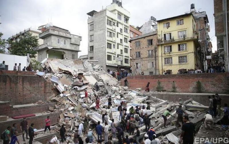 Найсильніший за останні 80 років землетрус зруйнував столицю Непалу