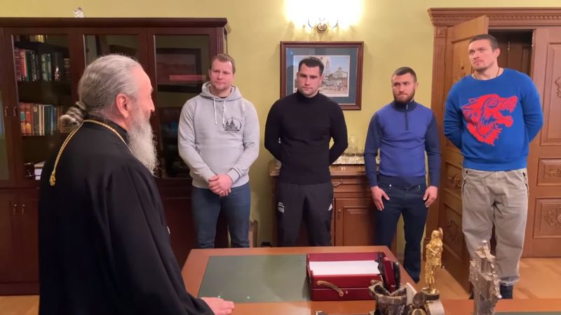 Усик і Ломаченко знялися у російському фільмі про православну віру та «дружбу народів»